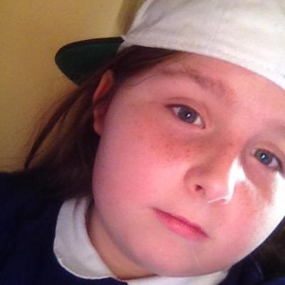 snapchat amybryan6j/instagram omg_itz_amy_btw / my younow amybryan1055/ my youtube channel amybryan/  my bbm55A917F6  bam, bars and melody are my life