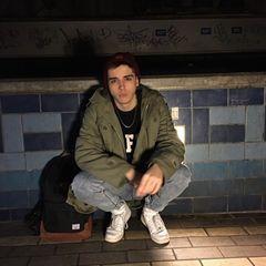 autosmakrs's profile picture. love ur self bc no one else will