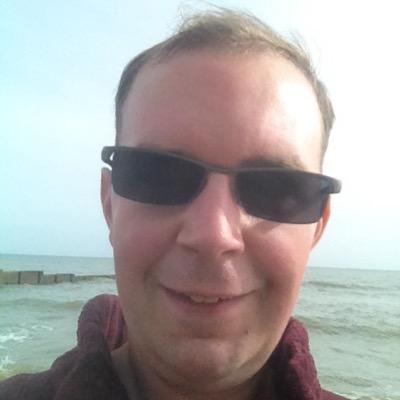 Enthusiastic professional horticulturist. Mad about all things plant and garden related. Other interests include walking, art and architecture.