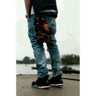 ErinABooth's profile picture. To wander doesn't mean you're lost.