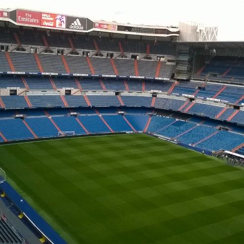 alexvandelvira's profile picture. 