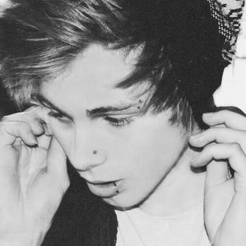 annasartor_anna's profile picture. 