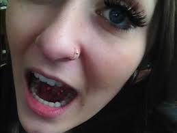 veracocoirune3's profile picture. Whats green and has wheels? Grass, I lied about vhe whuels.