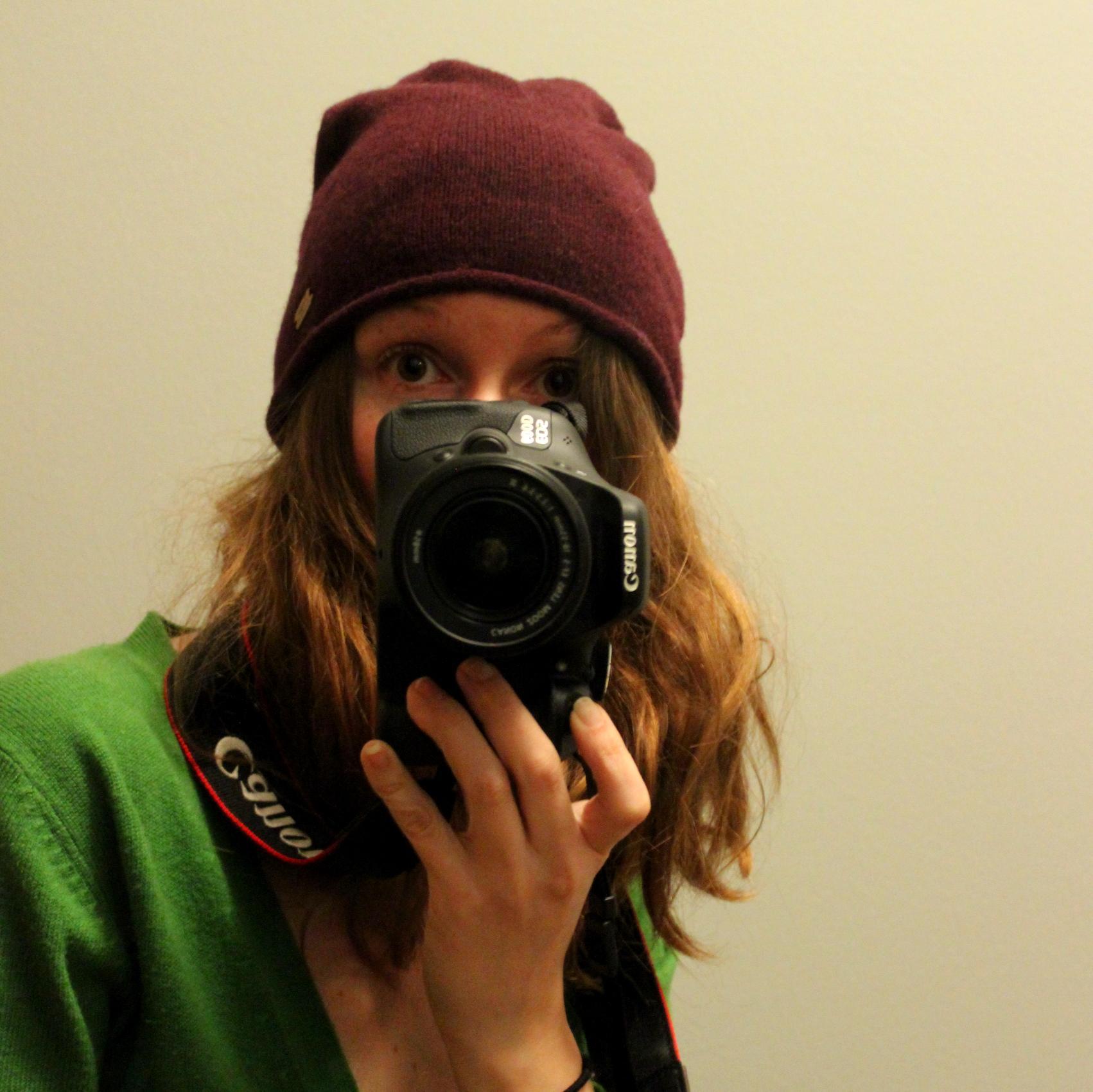 Finnish blogger fluent in chocolate, coffee, clothes and a couple of languages. A wannabe lottery winner. Fashion. Style. Drawing. Photography. Travel.