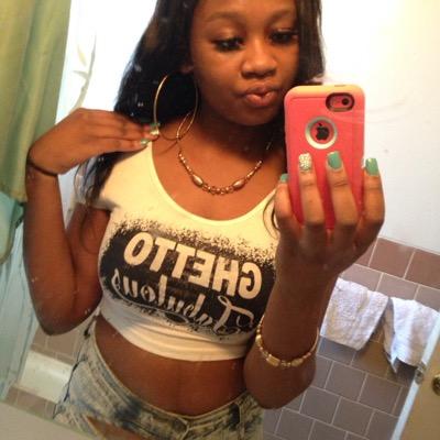 ig : cotton_Candykiss
 SnapChat : Cotton_Candykis