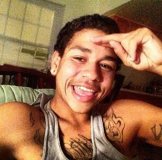 Jonathan 
BRONCOS Denver
Staten Island ✈️ Va Beach 
#MaxWayOrNoWay 
Max 100 »» Jon Doe
Artist/Songwriter