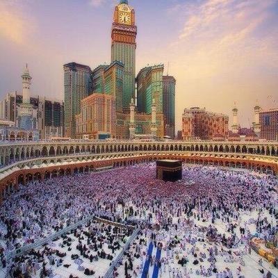 كلما أحسنت ظنك بالله أحسن الله حالك..☝ وكلما تمنيت الخير لغيرك جاءك الخير من حيث لا تحتسب.
