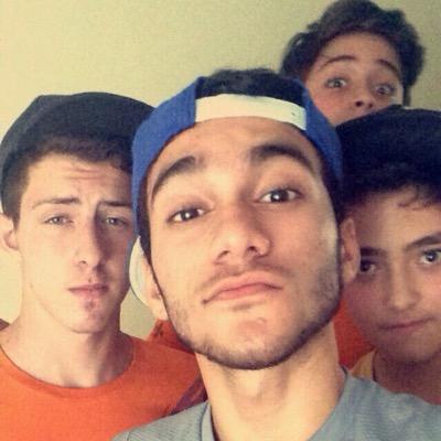 4 virjões sem nada pra fazer