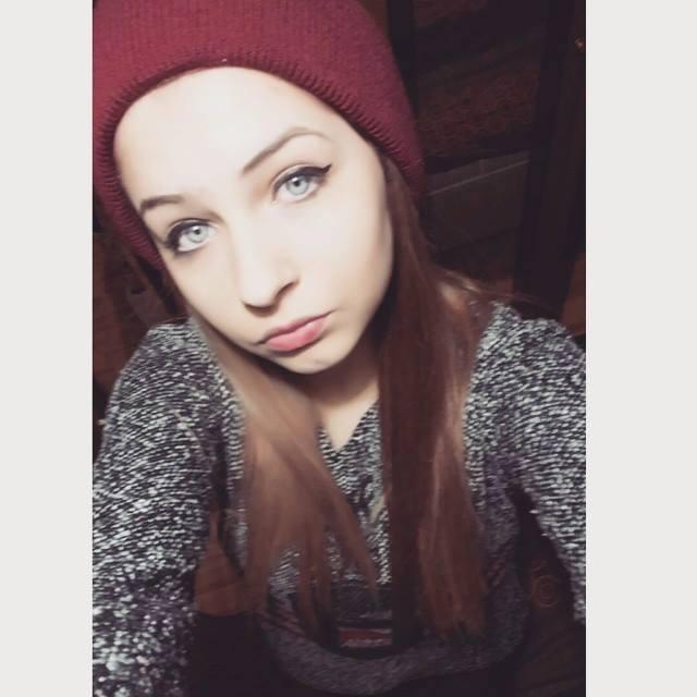 MansonCeren's profile picture. Gökyüzüm olsan mesela bayım?