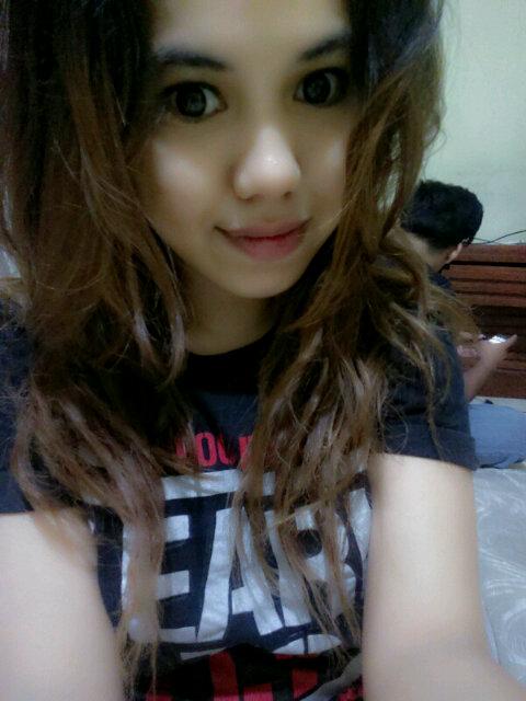 DREAM, BELIEVE and MAKE IT HAPPEN...!! ♥MyLord اَللّهُ ♥MyFam ♡MaiiLil'angel♡ Insta/Path : Indaheowyn/Indah PS Alexander