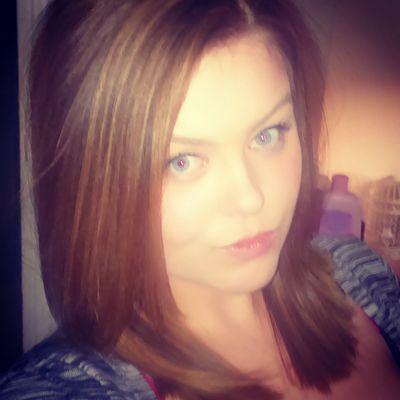 WilsonReginaa's profile picture. happiness is key