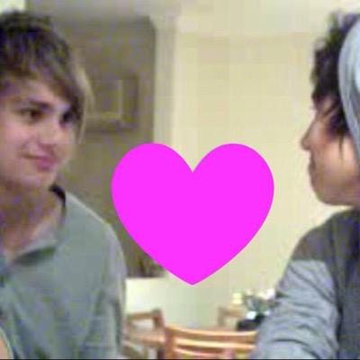 lqmalum's profile picture. @Michael5SOS: Cuddling with @Calum5SOS :D