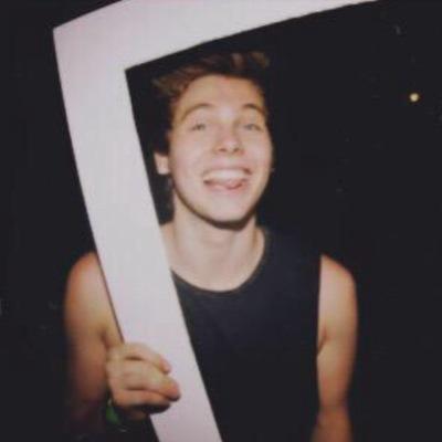 5sosvotingsx's profile picture. follow @asdfghemms