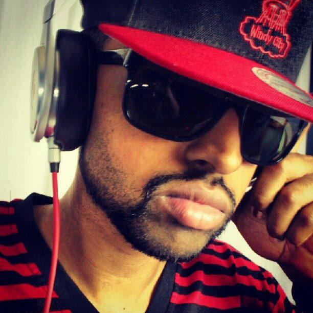 BLOGGER @VLADTV | HIPHOP & R&B DJ ON WVAI 101.3 JAMZ CVILLE & GTA5 ONLINE YOUTUBER