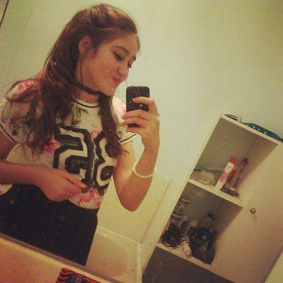 live your dreams!  I am single, follow for follow! ma besties are iza, domi, niki, asha, shakira and of course chloe!