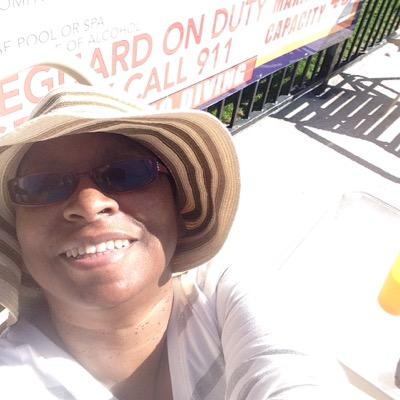 easyreader48's profile picture. 