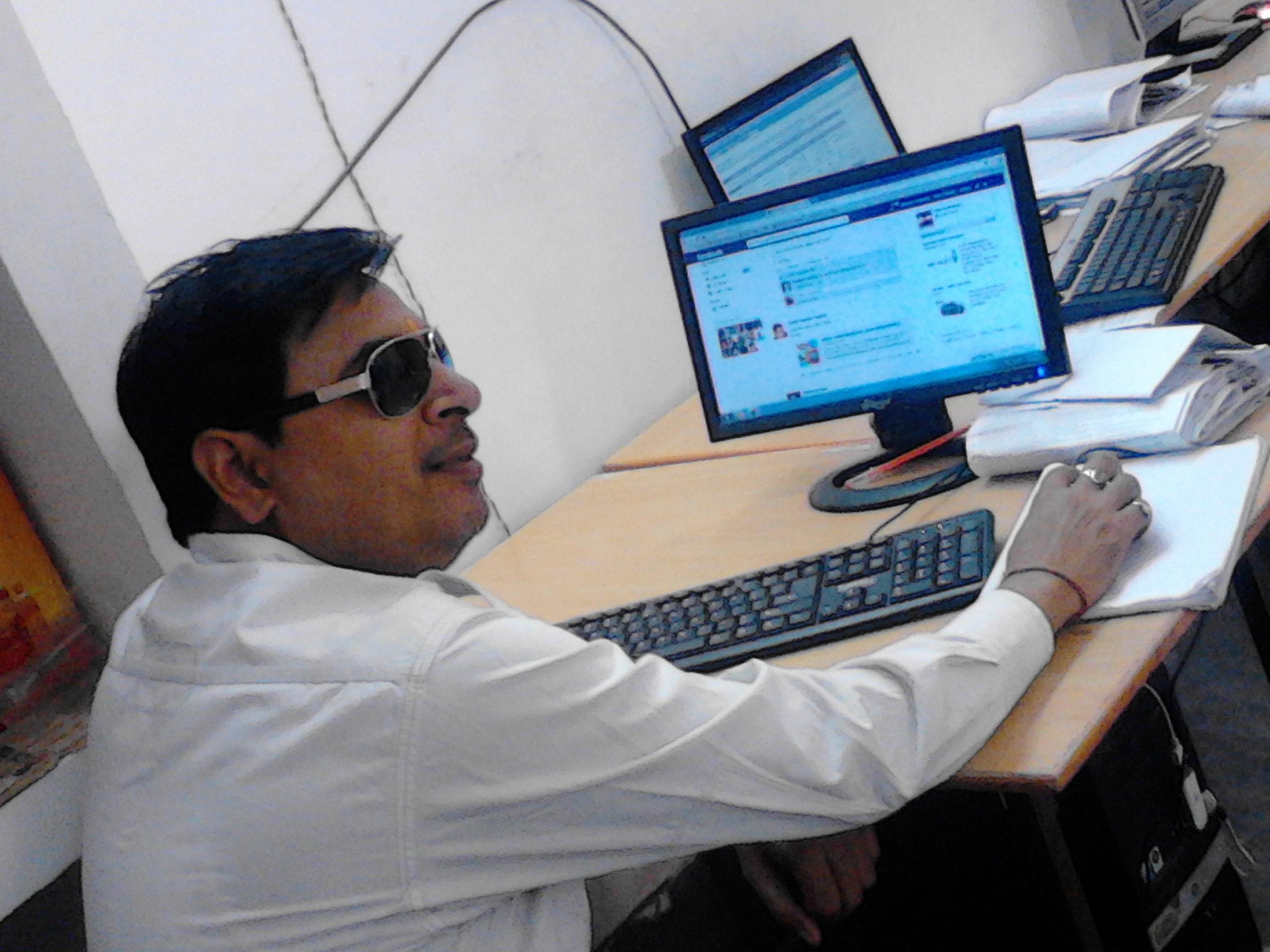 jitendra2352's profile picture. sunny leone fan