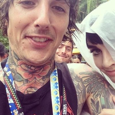 ✨ It's just a spark but its enough to keep me going ✨ATL/YMAS 09.02.15 // PTV/SWS 31.03.15 // Ur cute but ur not Austin Carlile...