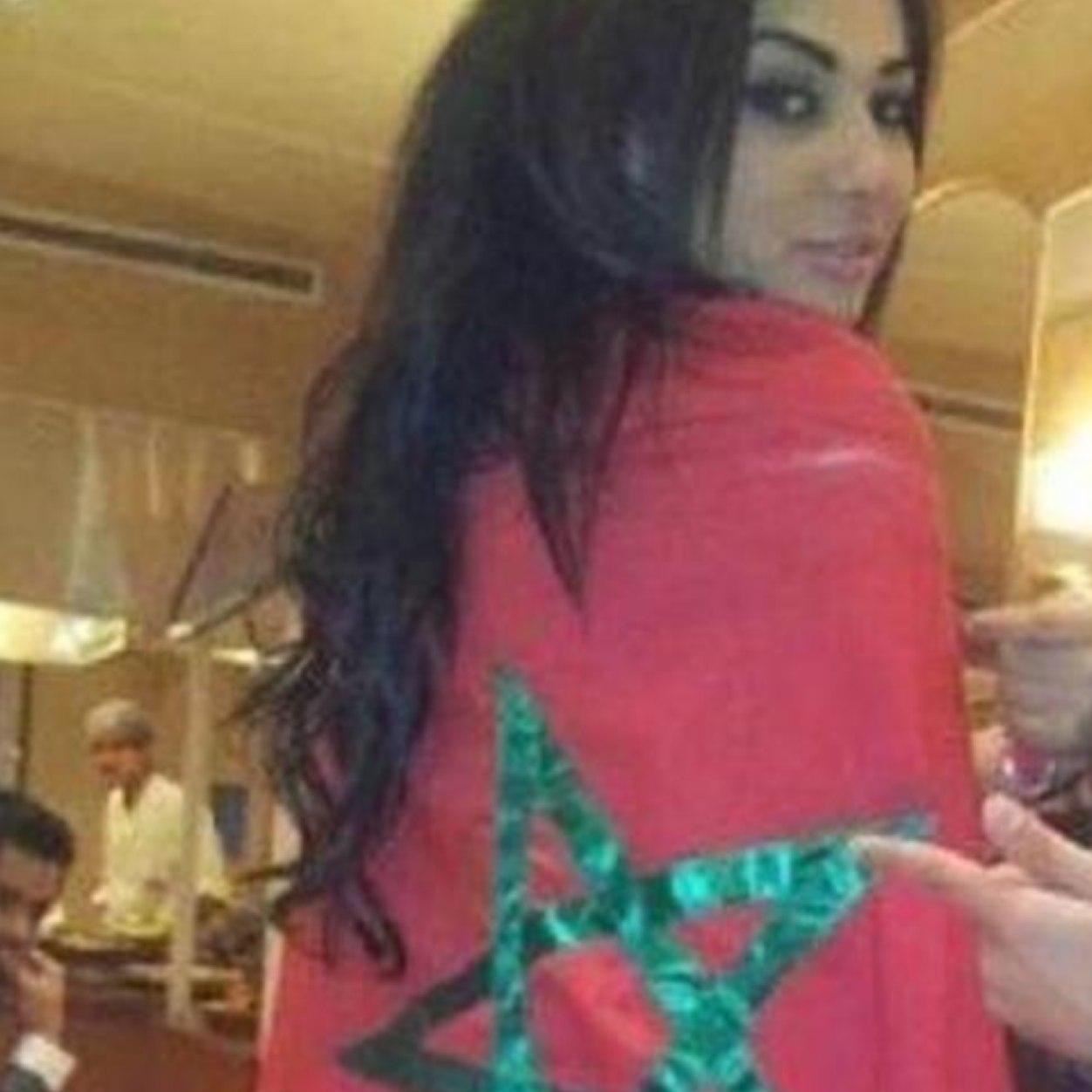 حلا بسمه من المغرب #سلمى_رشيد مصدر سعادتي،و#ابتسام_تسكت فخر لمغاربه ابتسام وسلمى عشقي