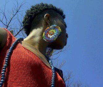 indoniLeMbongi's profile picture. Imbali engasoze yabuna, enamakha angenantengiso........