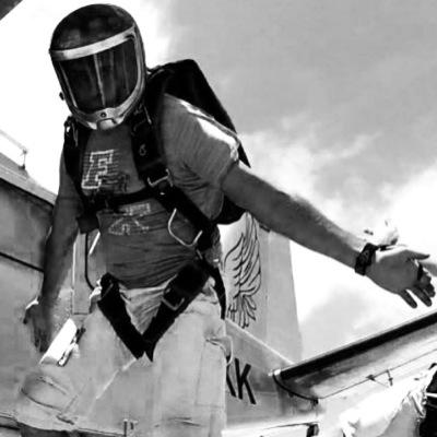 South African skydiver always looking for my next adventure.