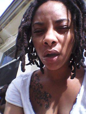 Must be 18, #brukout #ebody #flawless #fuckswitme Nuff said??! :P