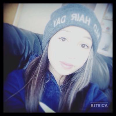 hey guys please follow me my goal for 2k16 is to get 300 followers in 1 year. plz follow my other twitter account @KAbndo.Meg is Awesome ❤️ her go follow her