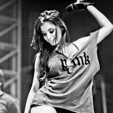 Oi meninas,espero que gostem do twitter,hahaha entro quando posso #shows