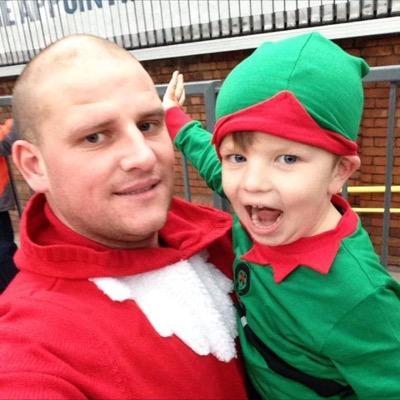 Roofer at my own company Stephen Whelan Roofing and a mad Manchester United fan !!