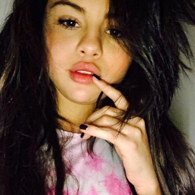 Everything about @madisonElleBeer makes me happy. you inspire me and i love you