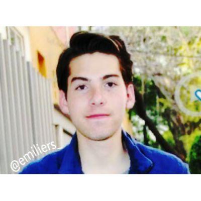 emiliers_'s profile picture. Club de Fans Oficial dedicado al Mejor Automovilista y Actor! Emiliano Flores Actualmente Ángel En #LaCQ @Emi_Fz