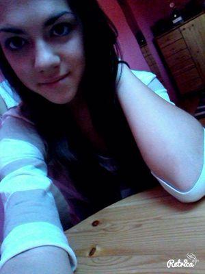 EmeseBakonyi's profile picture. Hiiii♡ Hungary|12years|girl|galaxy❤|instagram: @_emesebakonyi_