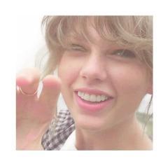 hey there, could you follow @swiftftgrammys
