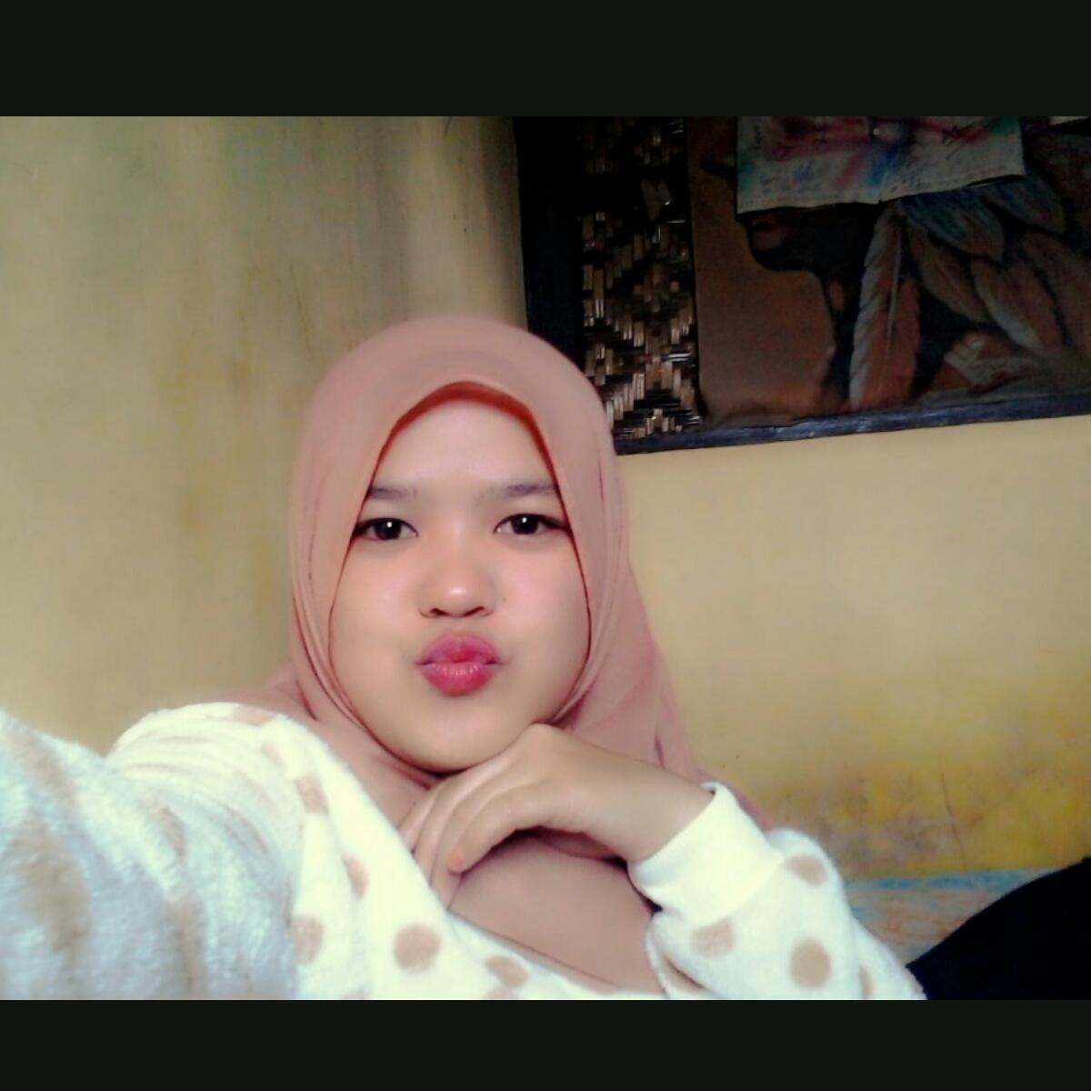 (´⌣`ʃƪ)  jalani hidup ini slalu dengan senyuman (´⌣`ʃƪ)