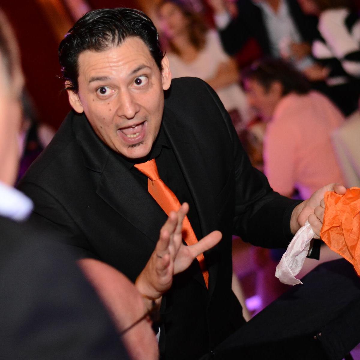 elmagoclown's profile picture. Me gusta generar sonrisas. Vivir creando momentos únicos.