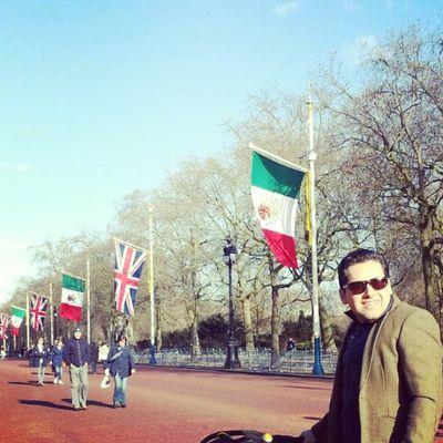 Soy del mero #Saltillo, #Coahuila trabajando en el sector financiero en Londres, Inglaterra      “...el valor le sobraba, porque era del mero norte...” R. Ayala