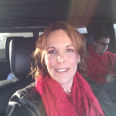 Wife, mother of 3, luv my life:)