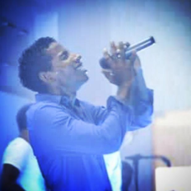 Sou Líder do Ministério de Louvor Recriados para Adorar @RPAOficiall, Filho de Deus, verdadeiro adorador, seguidor de Jesus Cristo.
#RhemaBrasil #VerbodaVida