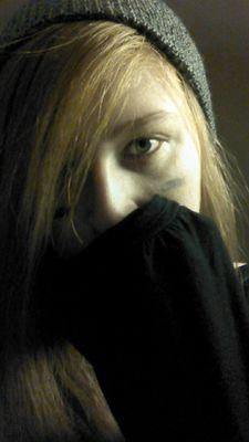 Hey, I'm Shannon. I'm 16. I have major depression and have frequent anxiety attacks. I love rock and metal. I love snakes and tarantulas. That's pretty much it.