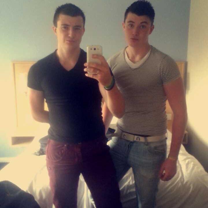 Andy_Blankley's profile picture. #Galway #Fun # CollegeLifeBantz #Ok #Drink #Friends #Mk4 #Golf #Green #Low