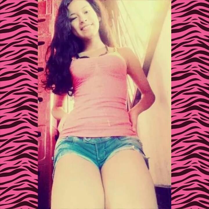 D2722Fernanda's profile picture. 