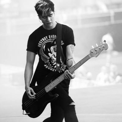 VOTE 5SOS FOR BEST NEW ARTIST IN THE KCA