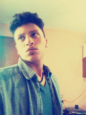 yadir_univers's profile picture. ante de ser yo eres tu, y dejaremos de ser en la medida que existamos para ambos