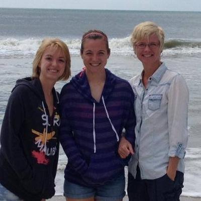 Laura Carson Profile