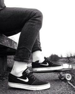 _amiraris Profile Picture