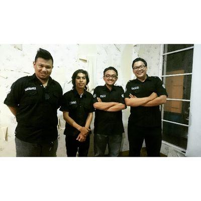Vocal : @Johancukk | Guitar : @Oky_Ooy | Bass : @praz_dwi | Drum : @Bang_Bakul