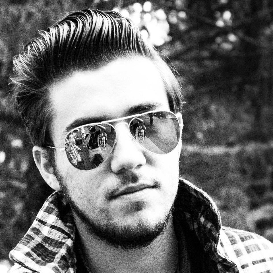 PancakePete00's profile picture. Freelance Video Editor/Videographer || Fantasy Football addict (@DynastyPete for that stuff) || Probably complaining about something