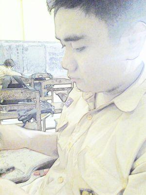 ™It Is /Riski//Student in stat Sma Prayatna 
Islam//  My music Rock  /Family IN Metalcore /  Sumatra utara ~ Simple / not Playboy / T |™ Foolback|™