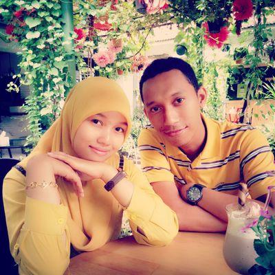 Jadilah kepala ayam yang memiliki ekor naga... :)
