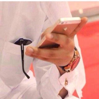 الحب ماهو بس ( كلمه وتنقال )
مثل الذي يكرهك ويقول أحبك

الحُب في صدق ( النوايا والافعال )
ياللي تقول تحبني .. خاف ربك